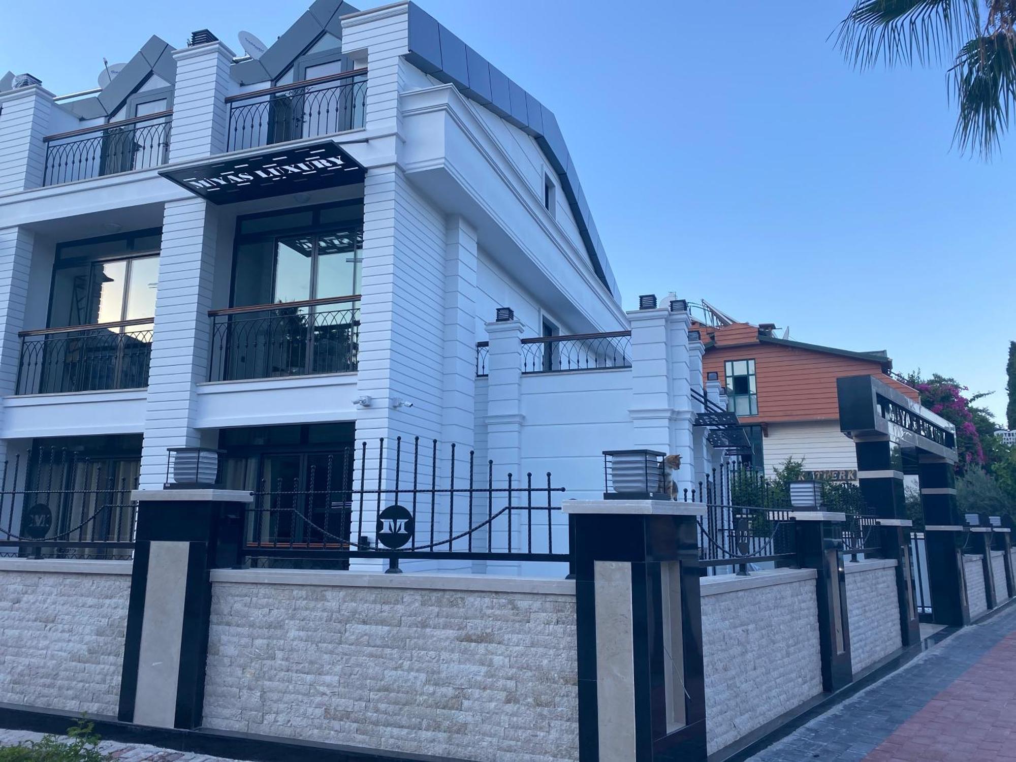 Miyas Luxury Hotel Кемер Екстериор снимка